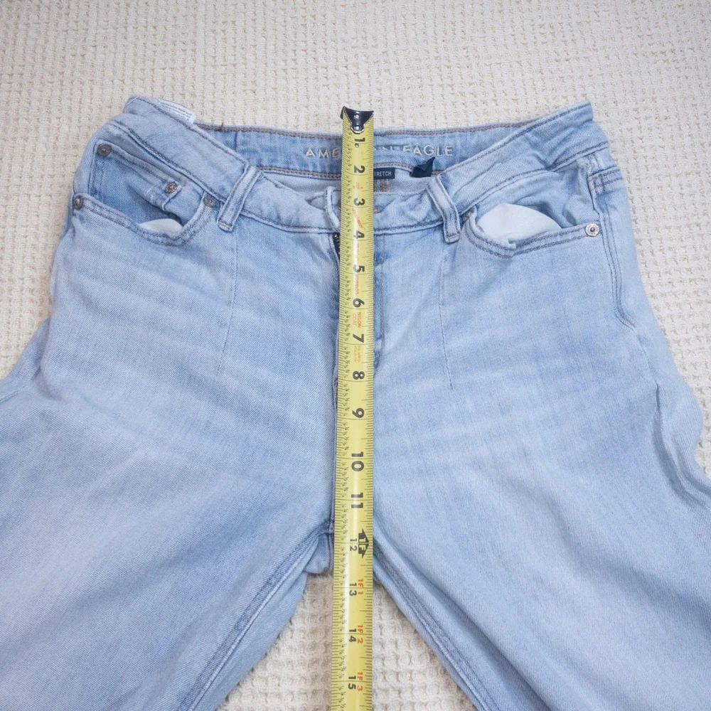 American Eagle Wide Leg High Rise Light Wash Raw Hem Jeans Women 2 Regular